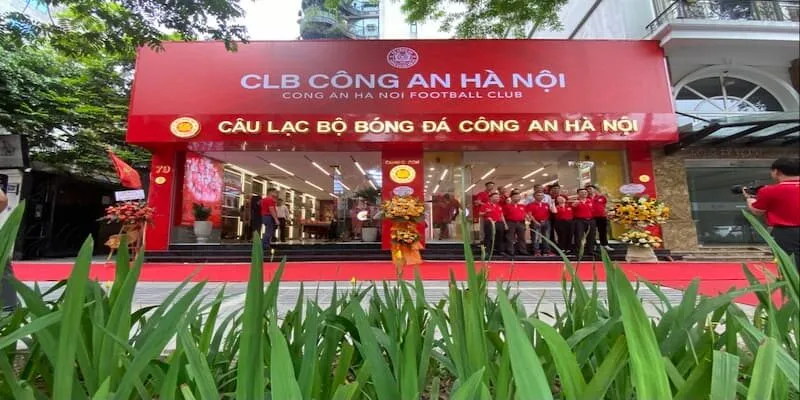 CAHN hoàn vé cho CĐV tại trụ sở chính CAHN hoàn vé cho CĐV tại trụ sở chính